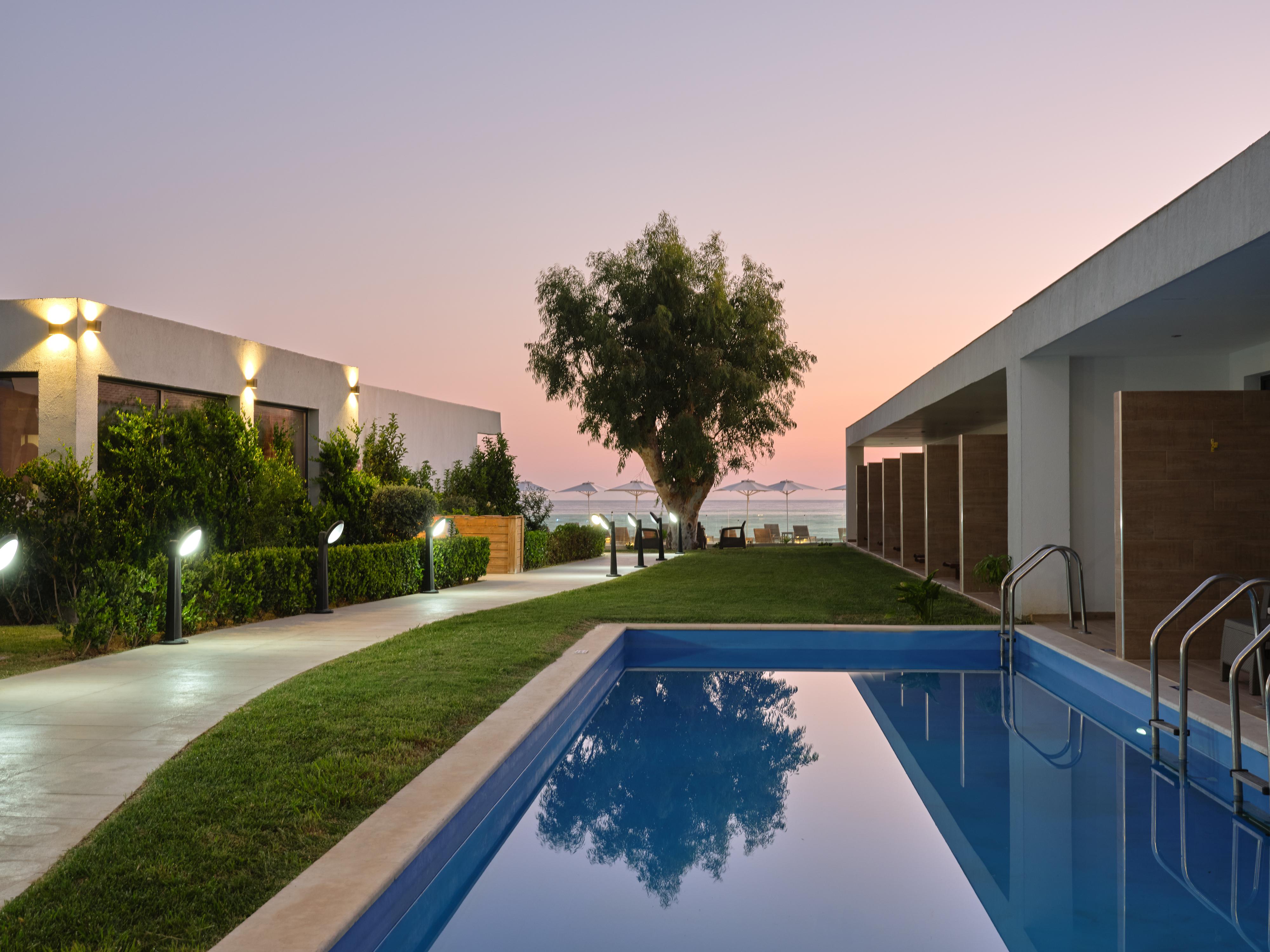 Cavo Orient Beach Hotel & Suites Drosia  Exterior photo